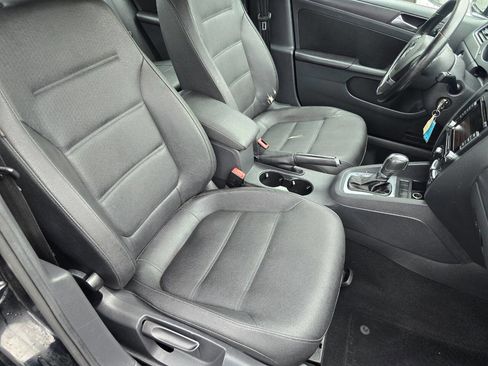 Used 2012 Volkswagen Jetta SE image 26