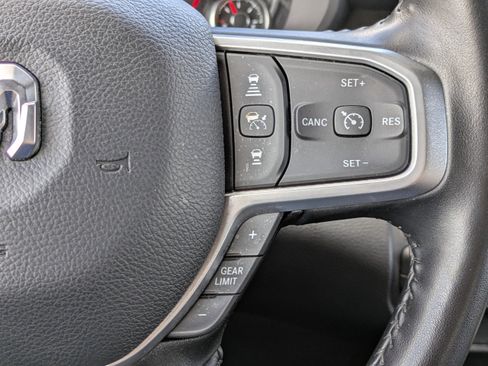 Used 2024 RAM 2500 Big Horn w/ Safety Group image 21