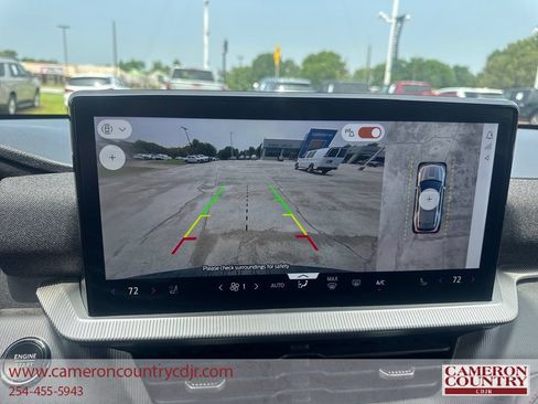 Used 2025 Ford Explorer ST-Line w/ ST-Line Street Pack AWD/4WD image 20