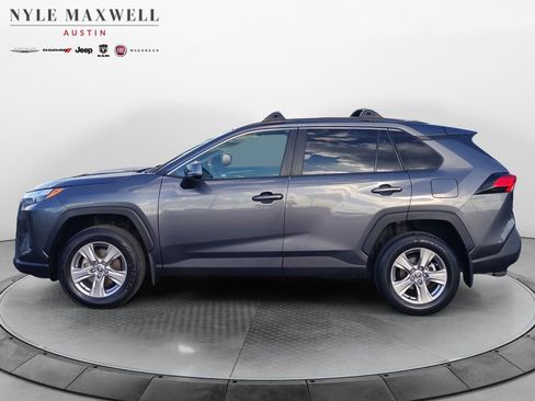 Used 2022 Toyota RAV4 XLE image 13
