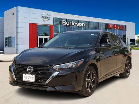 Certified 2025 Nissan Sentra SV image 1