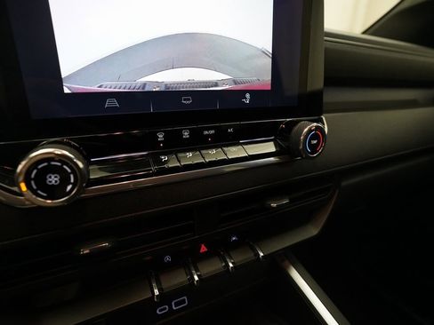 Used 2024 Chevrolet Colorado Trail Boss w/ Advanced Trailering Package image 20