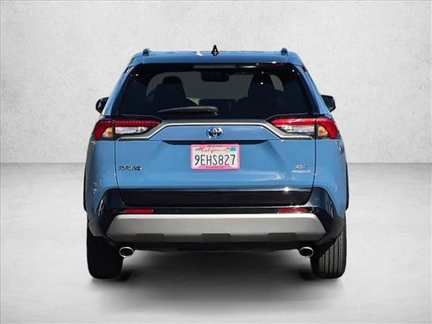 Used 2023 Toyota RAV4 XSE AWD/4WD image 7