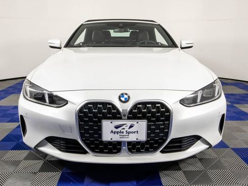 Used 2025 BMW 430i Convertible image 3