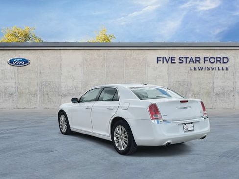 Used 2014 Chrysler 300 AWD w/ Driver Convenience Group image 6