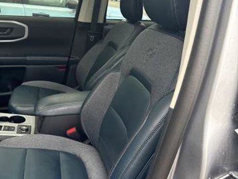 Certified 2023 Ford Bronco Sport Outer Banks w/ Tech Package image 3