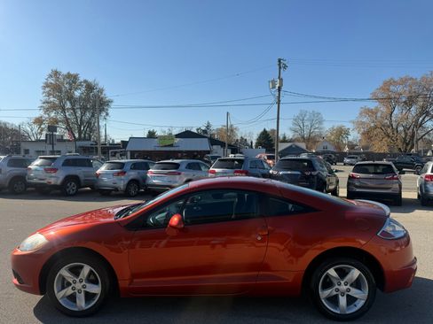 Used 2009 Mitsubishi Eclipse GS image 2