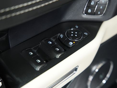 Used 2021 Ford Expedition Platinum image 28