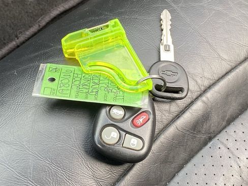 Used 2004 Chevrolet Corvette Convertible w/ Preferred Equipment Group image 30