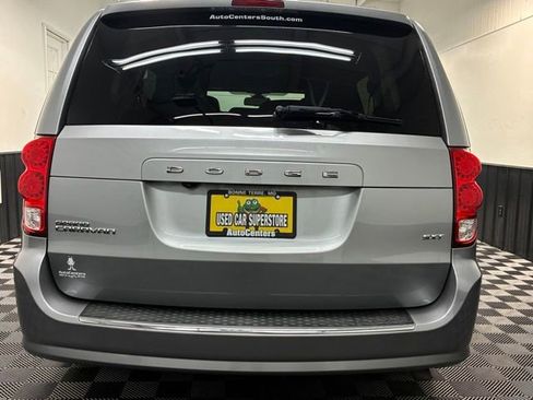 Used 2019 Dodge Grand Caravan SXT w/ Driver Convenience Group FWD image 5