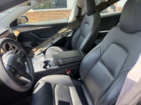Used 2022 Tesla Model 3 Long Range AWD/4WD image 2