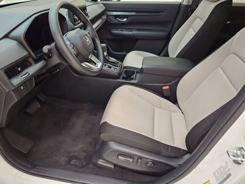 Certified 2024 Honda CR-V EX image 17