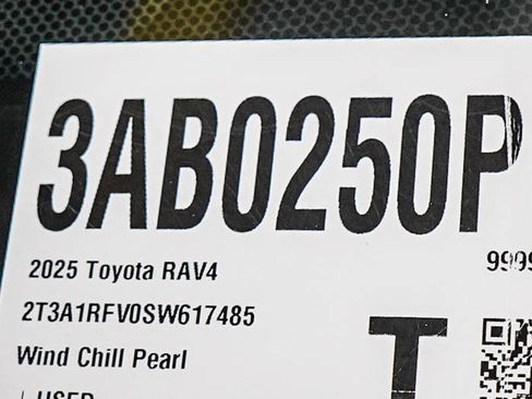 Used 2025 Toyota RAV4 XLE Premium w/ Weather Package AWD/4WD image 33
