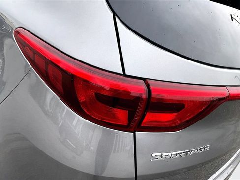 Used 2019 Kia Sportage LX AWD/4WD image 31