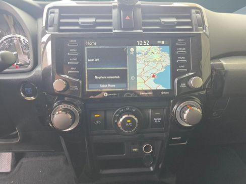 Used 2024 Toyota 4Runner TRD Off-Road Premium image 21