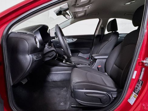 Used 2024 Kia Forte LXS FWD image 17