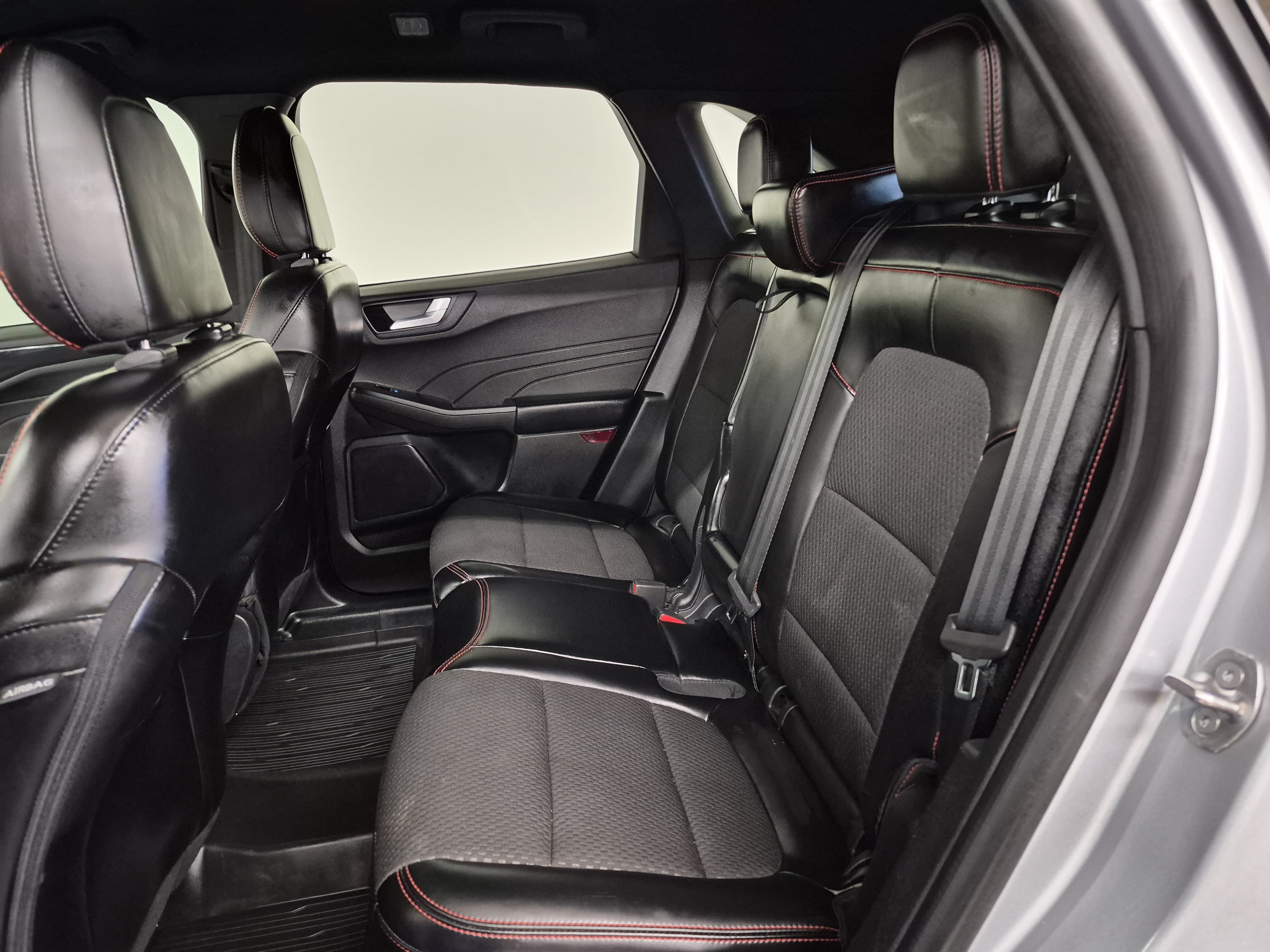 Certified 2024 Ford Escape ST-Line FWD image 19