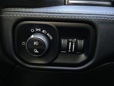 Certified 2024 RAM 2500 Limited image 32