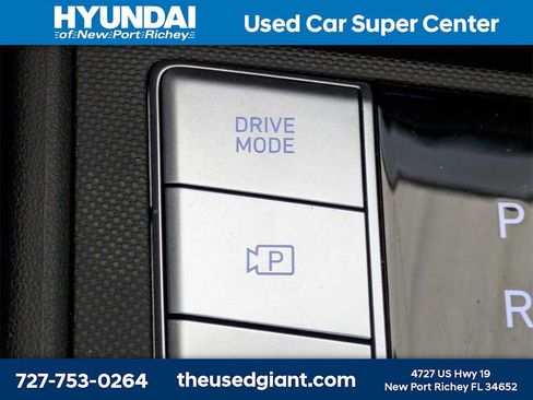 Certified 2024 Hyundai Elantra Blue image 24