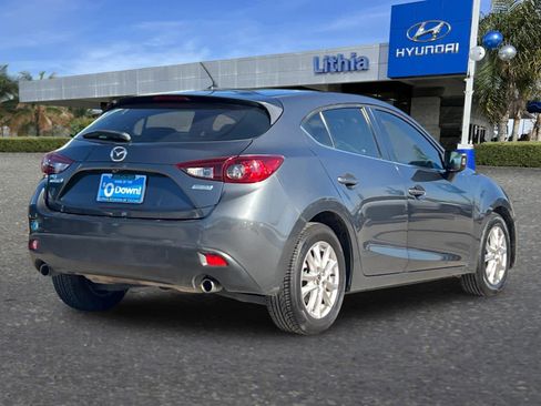 Used 2016 MAZDA MAZDA3 i Touring image 2