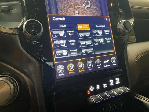 Used 2019 RAM 1500 Limited AWD/4WD image 27