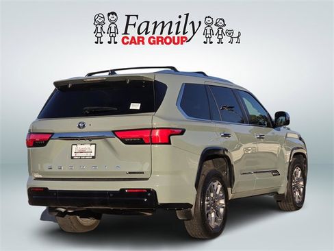 Used 2025 Toyota Sequoia 1794 Edition image 4