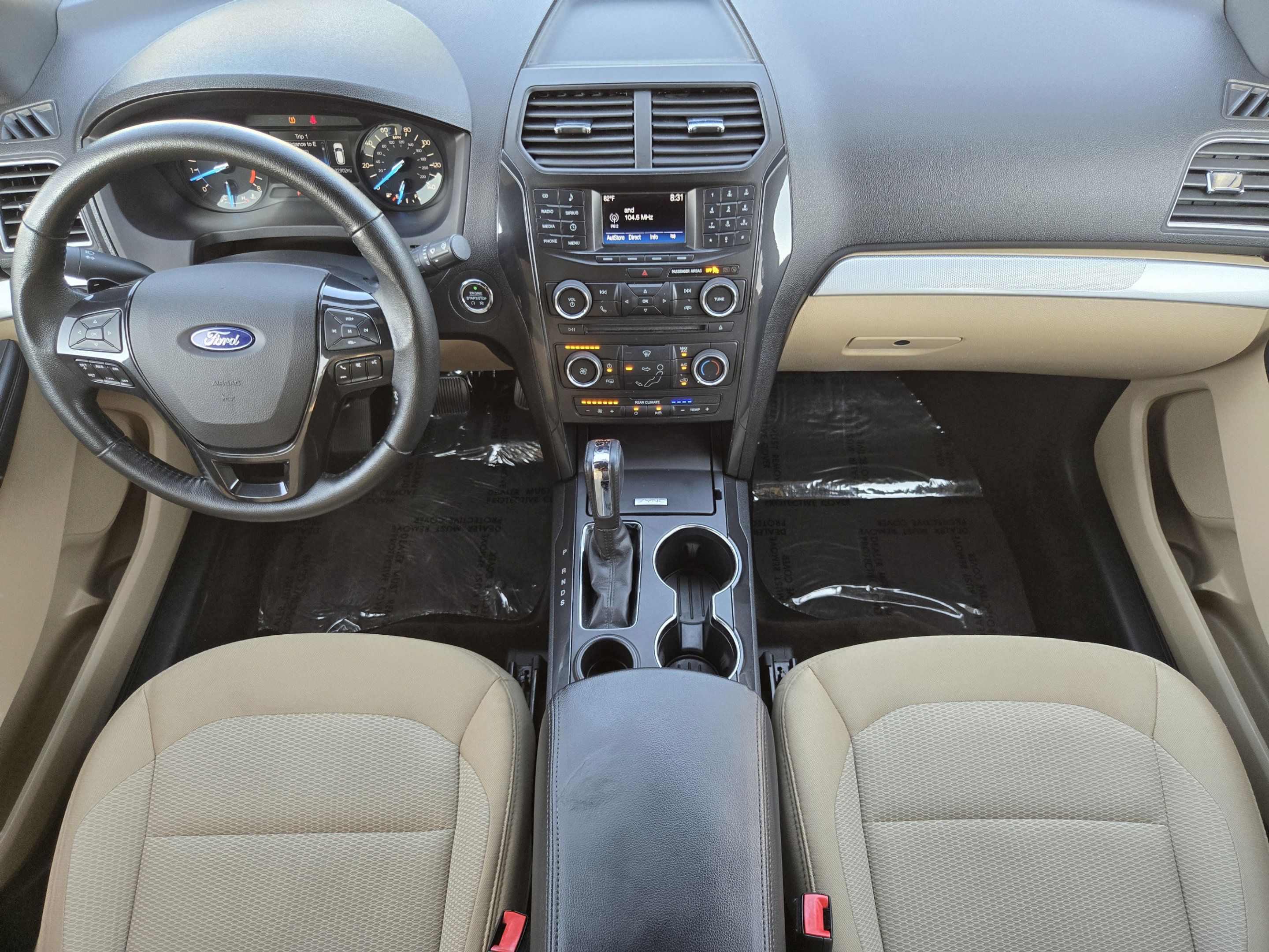 Used 2017 Ford Explorer XLT FWD image 22