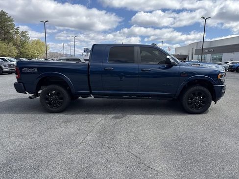 Used 2022 RAM 2500 Limited w/ Night Edition image 8