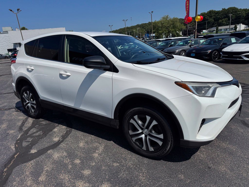 Used 2018 Toyota RAV4 LE w/ All Weather Liner Package AWD/4WD image 3