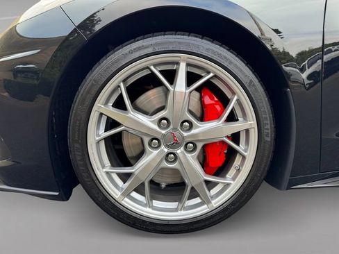 Used 2023 Chevrolet Corvette Stingray Premium Cpe w/ Z51 Performance Package RWD image 9
