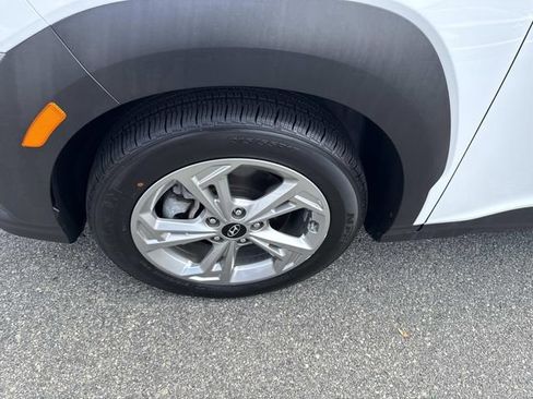 Used 2023 Hyundai Kona SEL image 14