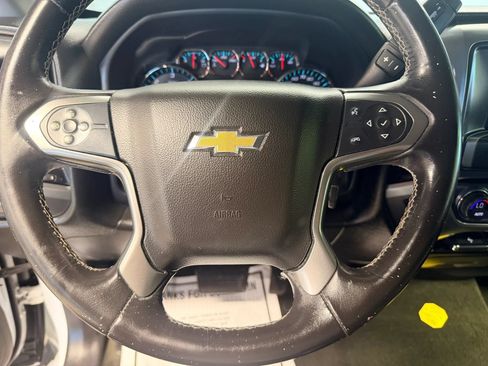 Used 2017 Chevrolet Silverado 1500 LT w/ Max Trailering Package AWD/4WD image 9