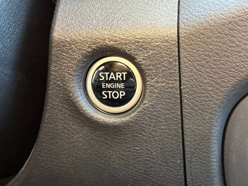 Used 2024 Nissan Frontier PRO-4X w/ Technology Package image 14