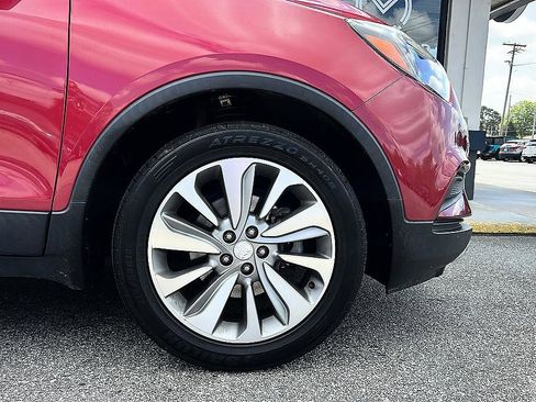 Used 2020 Buick Encore Preferred image 31