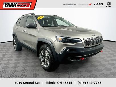 Used 2019 Jeep Cherokee Trailhawk w/ Cold Weather Group