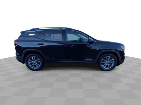 Used 2023 GMC Terrain SLT FWD image 3