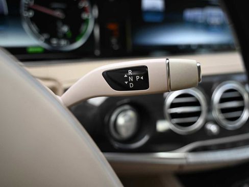 Used 2017 Mercedes-Benz S 550e image 16