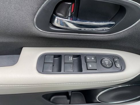 Used 2021 Honda HR-V EX image 14