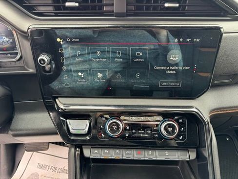 Used 2025 GMC Sierra 1500 AT4 w/ AT4 Premium Package image 15