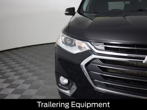 Used 2020 Chevrolet Traverse LT w/ Driver Confidence II Package AWD/4WD image 16