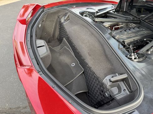 Used 2021 Chevrolet Corvette Stingray Premium Cpe w/ Z51 Performance Package image 34