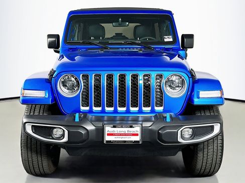 Used 2023 Jeep Wrangler Sahara image 2