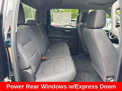 Used 2020 Chevrolet Silverado 1500 Custom w/ Custom Value Package AWD/4WD image 18