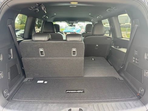 New 2026 Nissan Armada PRO-4X w/ Captain's Chari Seat Package image 27