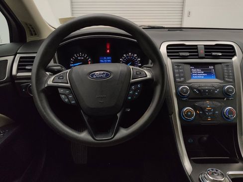 Used 2018 Ford Fusion S image 22