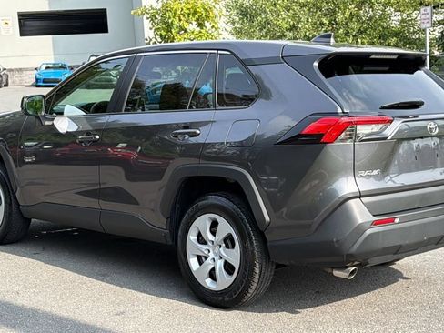 Used 2025 Toyota RAV4 LE AWD/4WD image 3