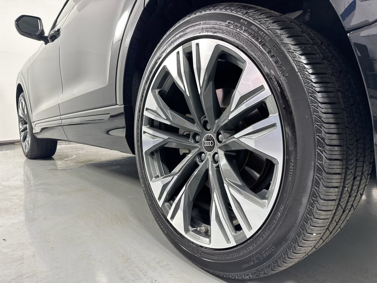 Used 2025 Audi Q8 Premium Plus AWD/4WD image 7