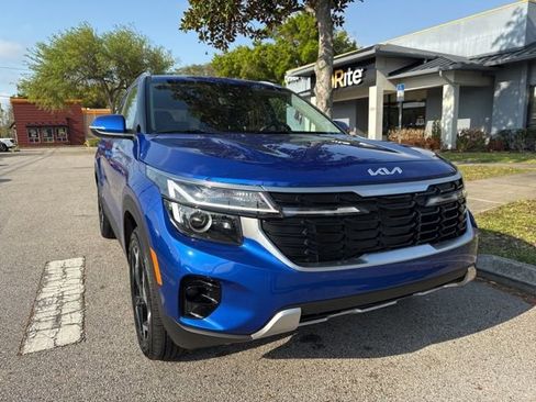 Used 2025 Kia Seltos S image 2