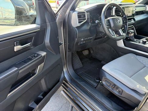 Used 2025 Toyota Tundra SR5 w/ SR5 Convenience Package AWD/4WD image 20