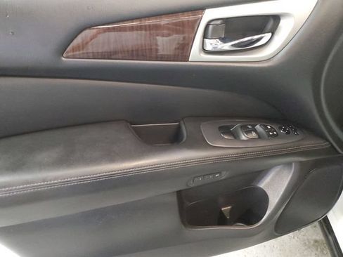 Used 2016 Nissan Pathfinder SL w/ SL Tech Package AWD/4WD image 12